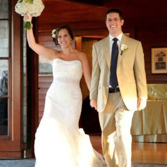 Meet your Posher, Stephanie - Picture 5 of 8